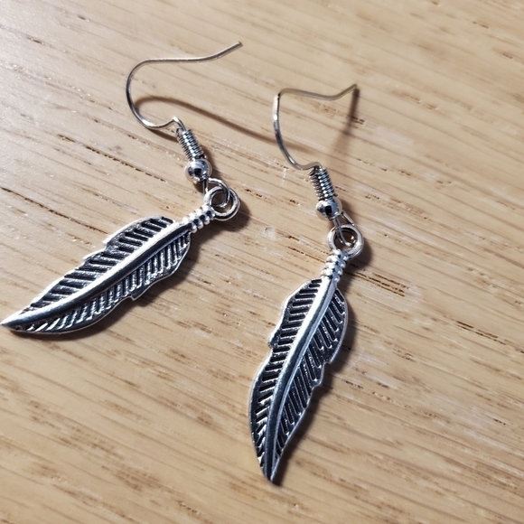 𝅺4 Pair Earring Set - Picture 5 of 6